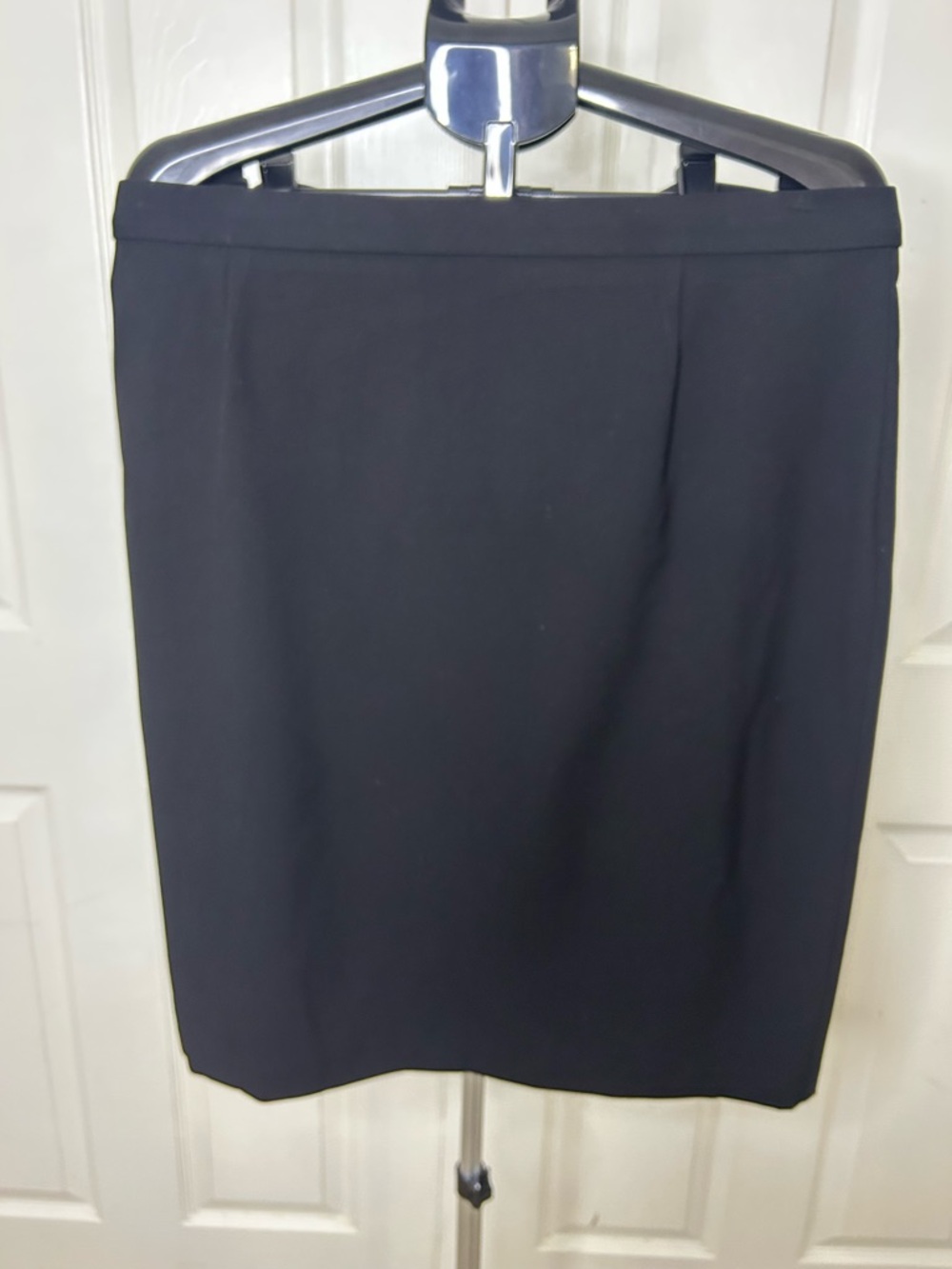 Briggs New York Black Pencil Skirt - Sleek Tailored Silhouette